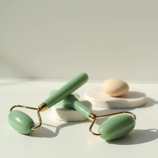 Jade Roller And Gua Sha Set - Beginner Routine Guide for a Jade Roller and Gua Sha Set