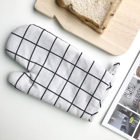 Insulated Kitchen Gloves for Oven and Steamer Use