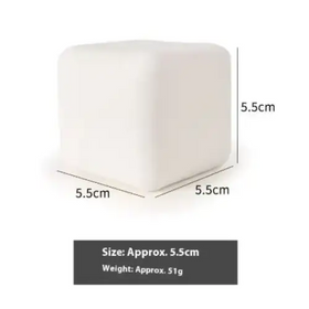 White, cube-shaped foam ice pack with dimensions of 5.5cm on each side and a weight of approximately 51g.