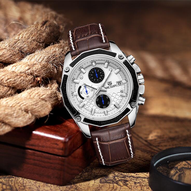 Men's Quartz Watch with Stylish Design