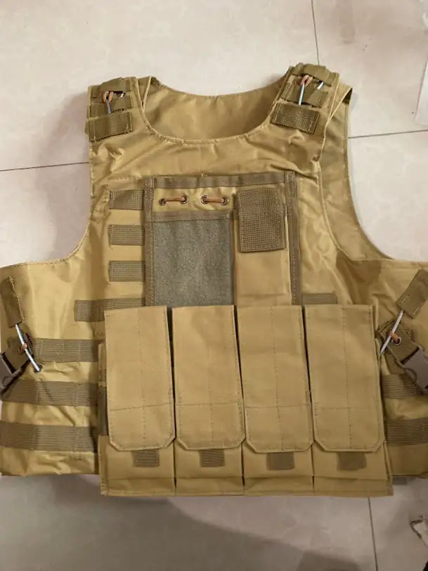 Amphibious Tactical Vest with Multi-Function Carabiner