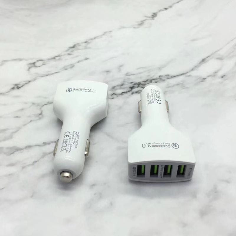 QC3.0 Car Charger - In Use