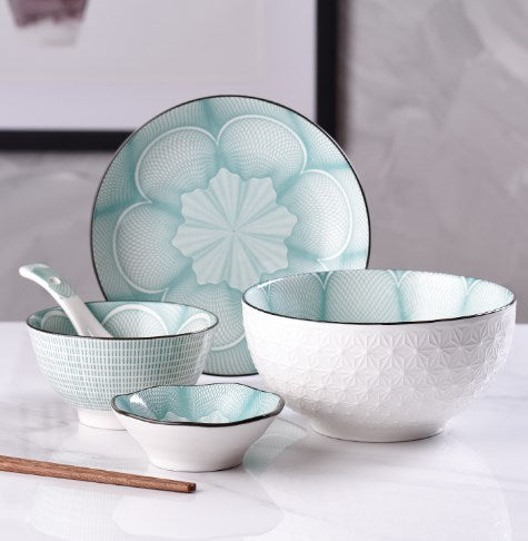 Creative Ceramic Dinnerware Set in Nordic Style