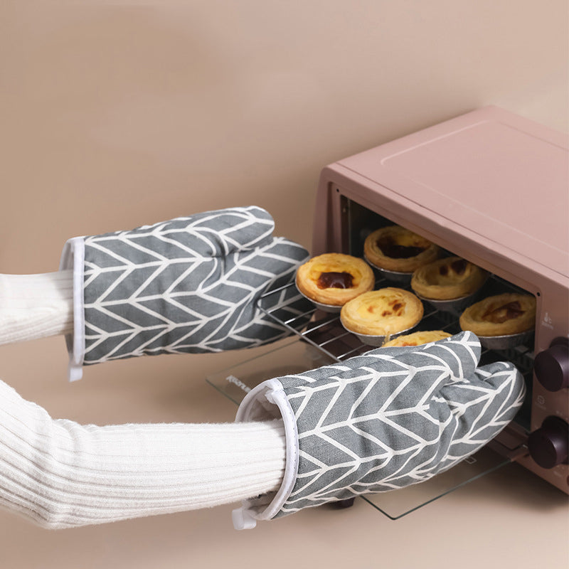 Heat Resistant Kitchen Gloves for Cooking and Baking