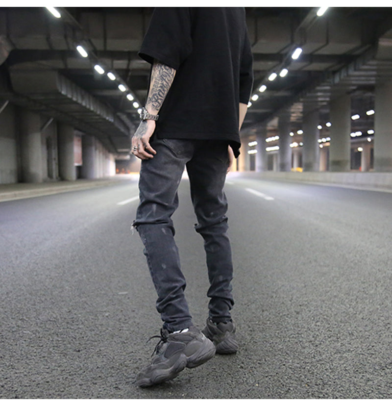 Distressed Gray Skinny Jeans with Paint Splatter Design