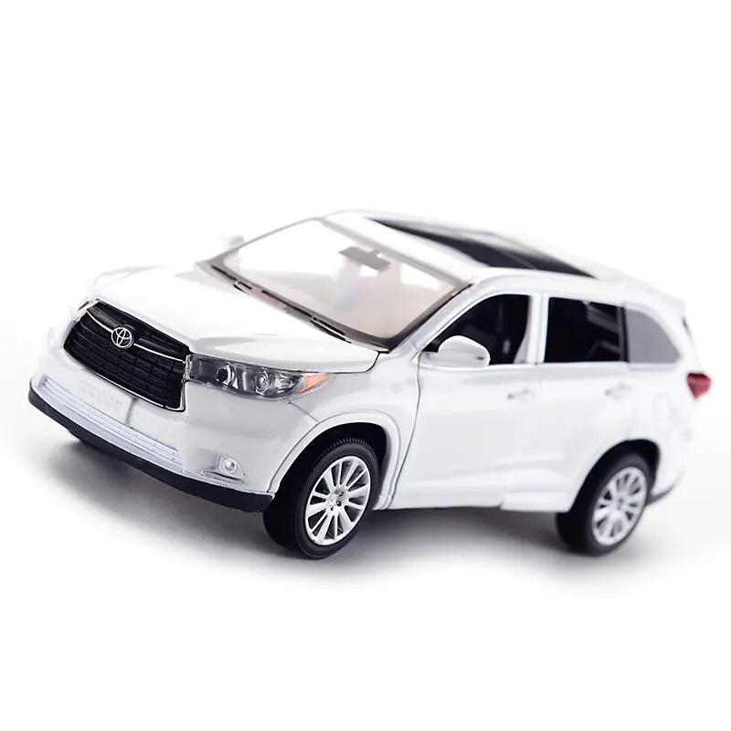 Jackie Kim 1:32 Alloy Toyota Highlander Model Car