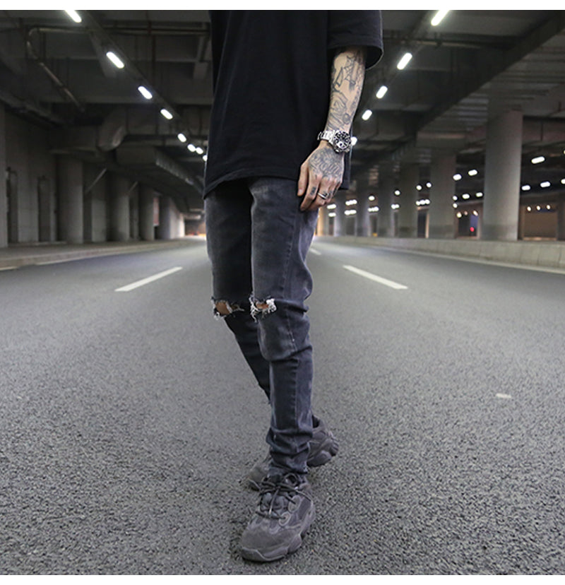 Distressed Gray Skinny Jeans with Paint Splatter Design