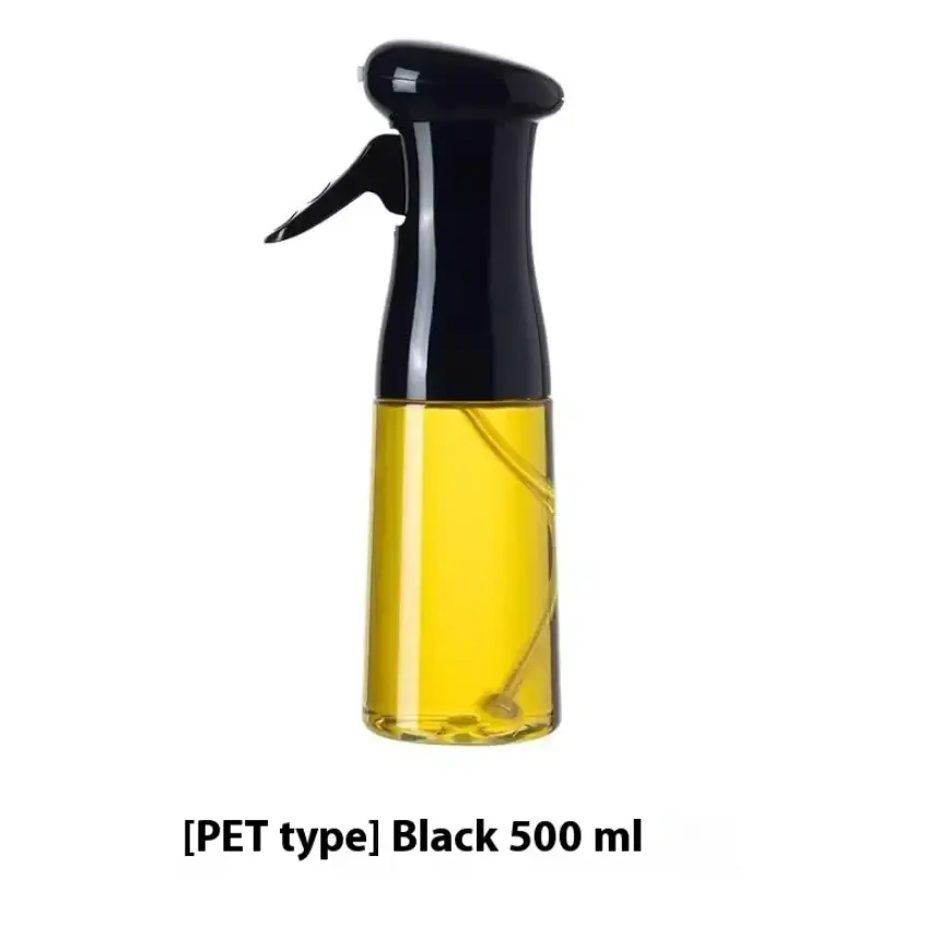 Black 500 ml pet spray bottle with a glossy finish and transparent body containing golden-yellow liquid.