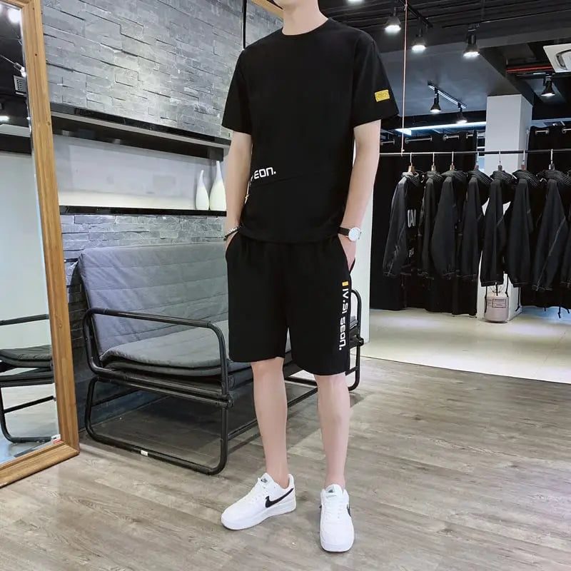 Handsome Ice Silk Men’s Short-sleeved Sports T-shirt