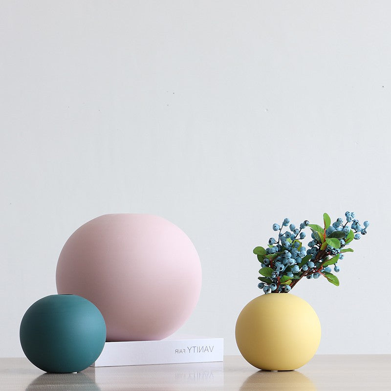 Nordic Style Round Ceramic Vase Decorative Piece