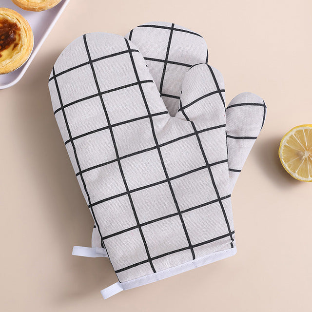 Heat Resistant Kitchen Gloves for Cooking and Baking