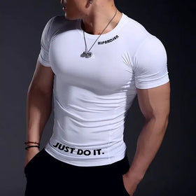 White short-sleeved compression shirt with black ’hiparden’ text on the chest and ’just do it.’ printed across the waistband.