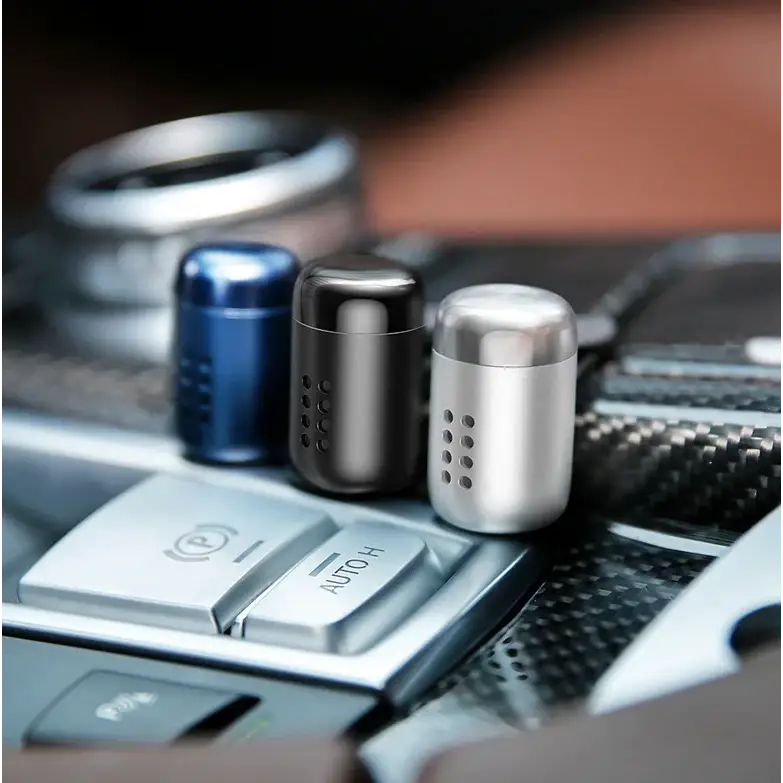 Mini Metal Car Air Purifier and Aromatherapy Diffuser