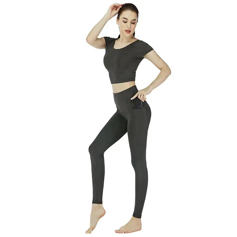 Multicolor Cropped Yoga Outfit Set for Women