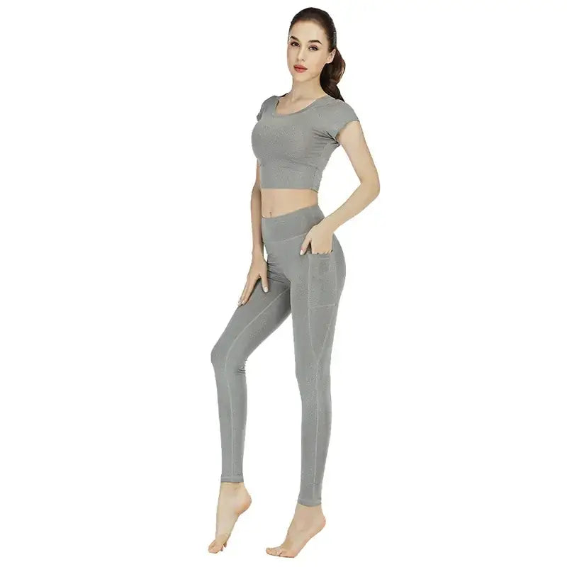 Multicolor Cropped Yoga Outfit Set for Women