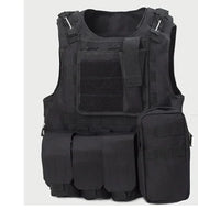 Amphibious Tactical Vest with Multi-Function Carabiner